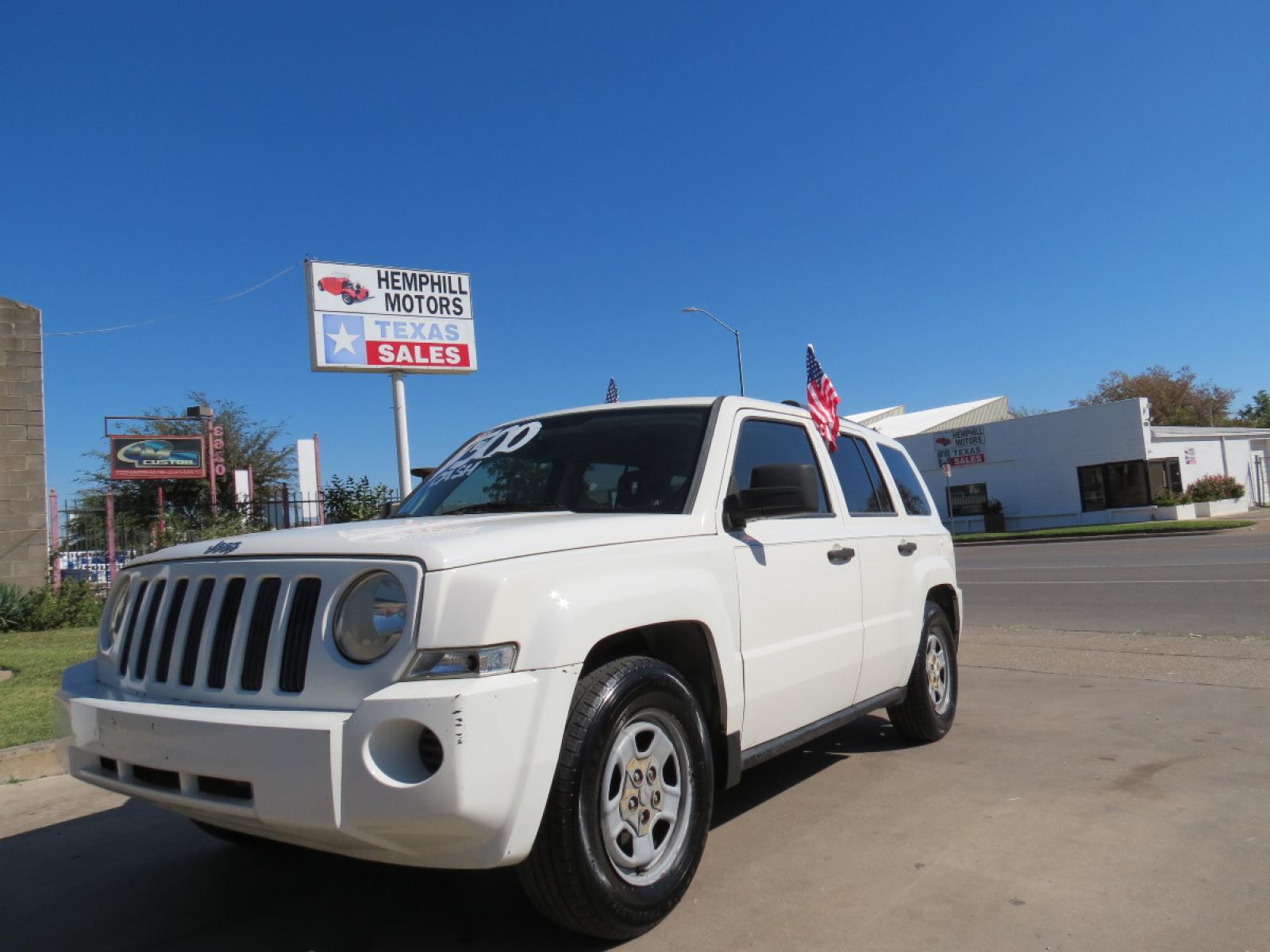 2007 White Jeep Patriot Sport 2WD (1J8FT28W77D) with an 2.4L L4 DOHC 16V engine, Automatic transmission, located at 3624 Hemphill St., Fort Worth, TX, 76110, (817) 926-8921, 32.696205, -97.331985 - Photo #0
